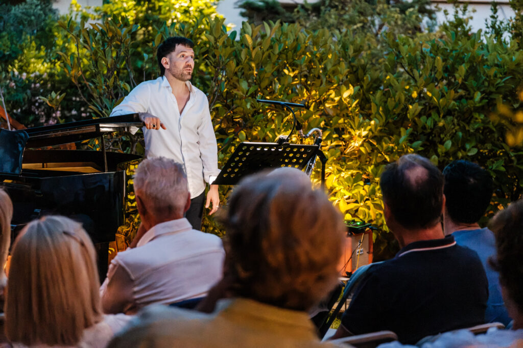 Triethnes Concert Giannis Antonoglou 109 1