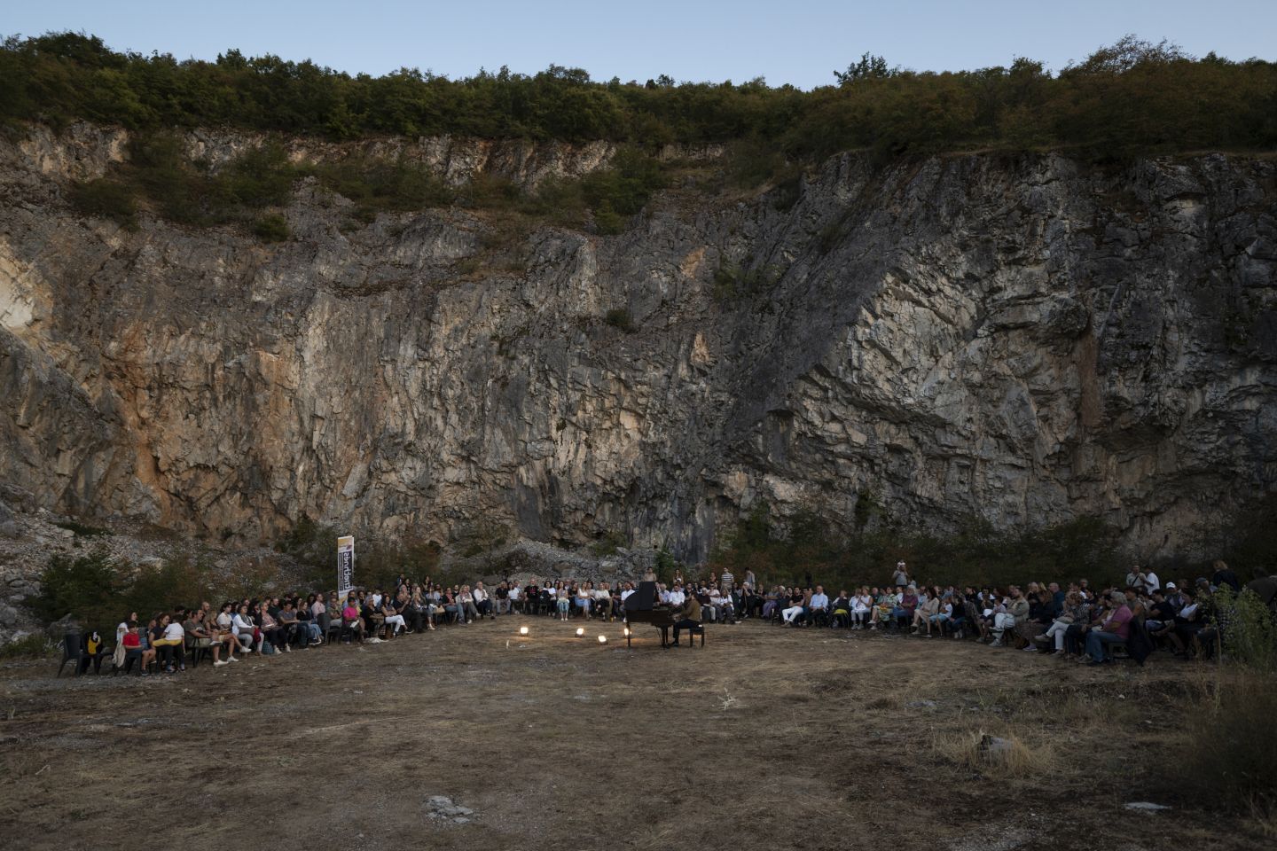 ΑΝΟΙΧΤΗ ΠΡΟΣΚΛΗΣΗ ΣΥΜΜΕΤΟΧΗΣ ΠΡΕΣΠΙΩΤΩΝ ΣΤΗΝ ΠΑΡΑΣΤΑΣΗ «FOUR SEASONS»
